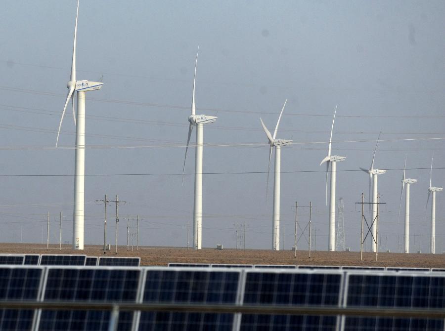 （經(jīng)濟）（1）甘肅探索&ldquo;風光互補&rdquo;新能源建設(shè)模式