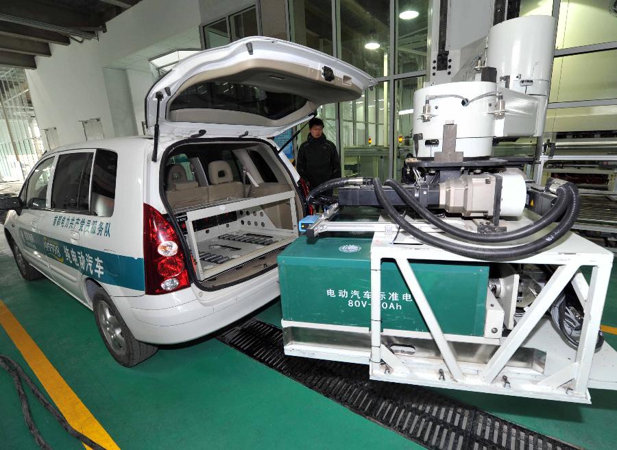 （新華直擊）（2）探秘國內(nèi)最大電動汽車充換電站