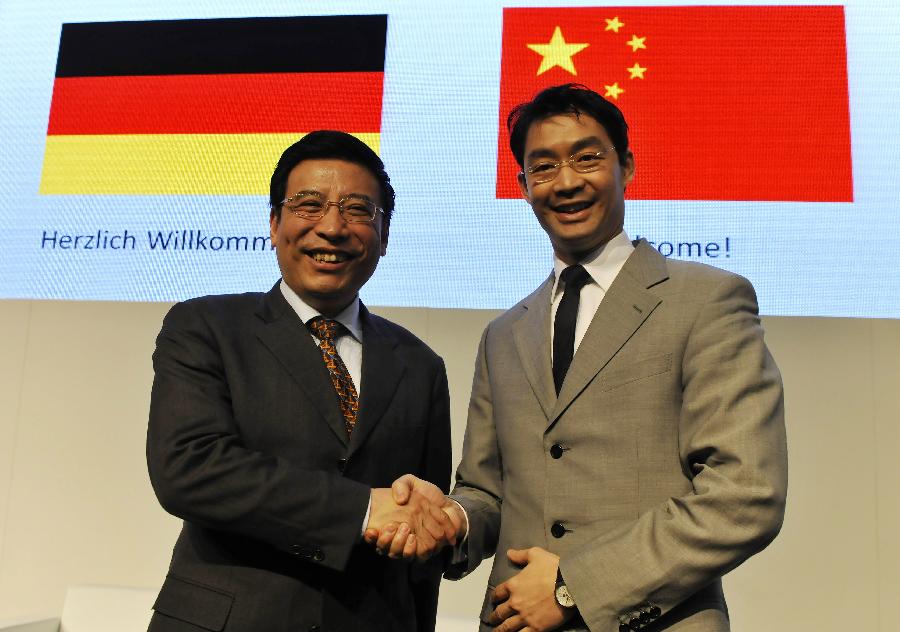 （國(guó)際）（1）中德電動(dòng)汽車(chē)論壇在漢諾威舉行