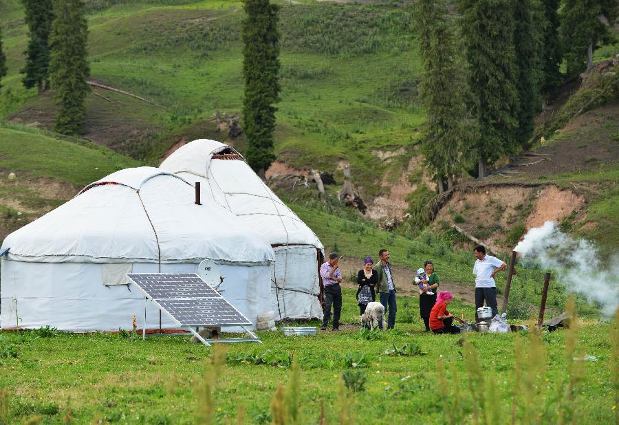 （社會(huì)）（3）戶(hù)用光伏為無(wú)電戶(hù)帶來(lái)&ldquo;光明&rdquo;