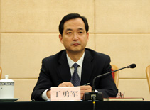 電力業(yè)務資質(zhì)管理中心副主任丁勇軍